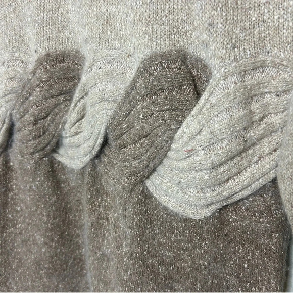 Vintage Segue Silk and Angora Sweater Size Medium - Picture 3 of 6